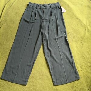 Women’s Green Pants